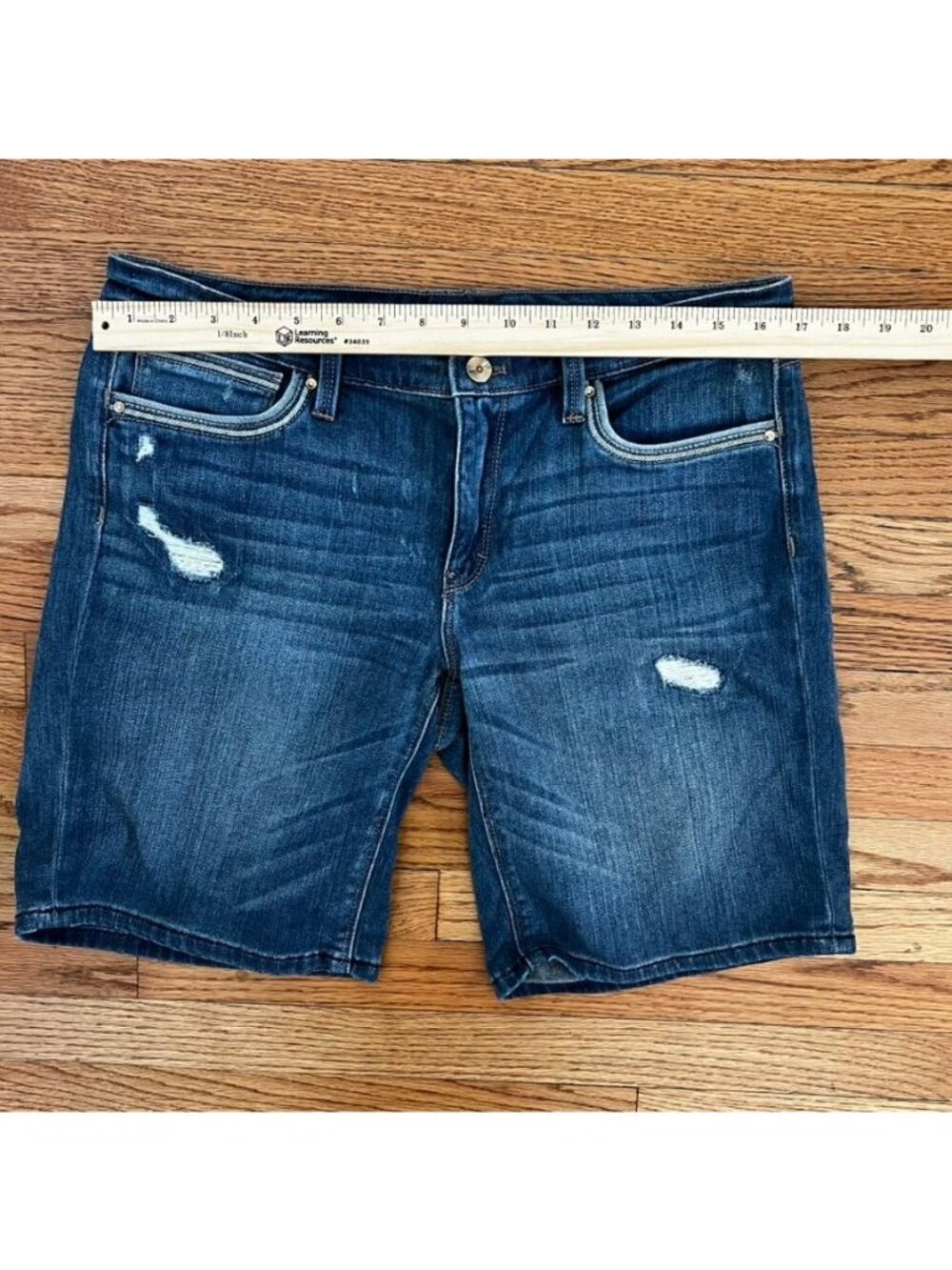 White House Black Market Jean Shorts Sz 8 Girlfriend Boho Distressed Soft Summer - Picture 9 of 11